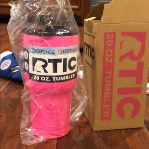 Brand New RTIC Tumbler